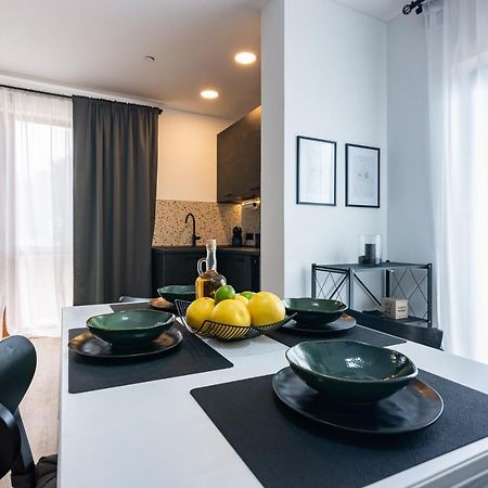 Apartman Laura Риека Экстерьер фото